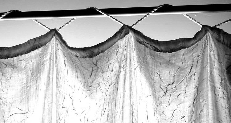 Comment fabriquer une tringle à rideaux de style scandinave simple et bon marché.