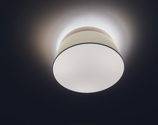 Comment brancher un luminaire de plafond ?