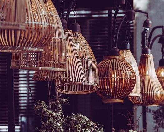 Comment choisir son plafonnier de salon ?